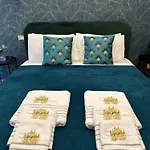 Nm Luxury Apartment